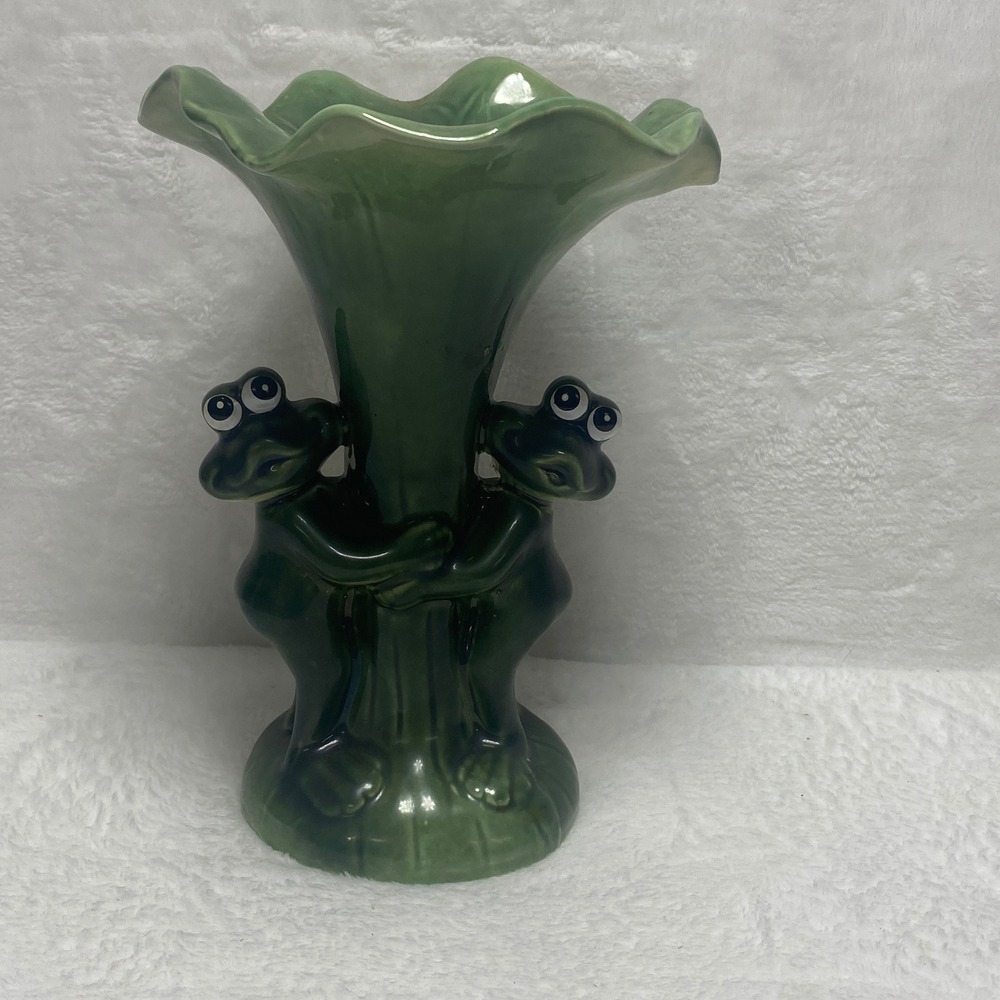 VTG La Dolce Vita JA Green Ceramic Frog Vase Lily Pad Air Plant Candy Dish